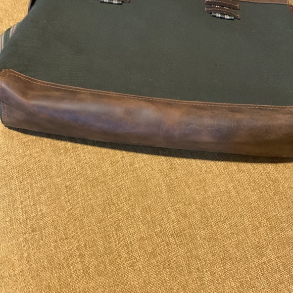 Consuela One of a Kind Men’s Messenger Bag - Picture 5 of 6